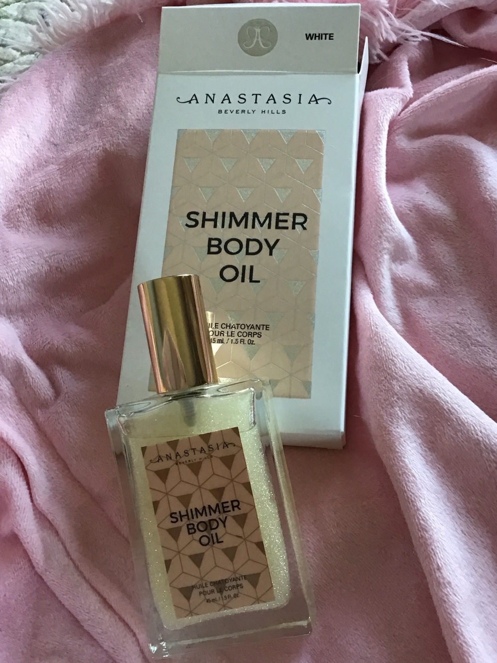 New Anastasia Beverly Hills Shimmer Body Oil — White